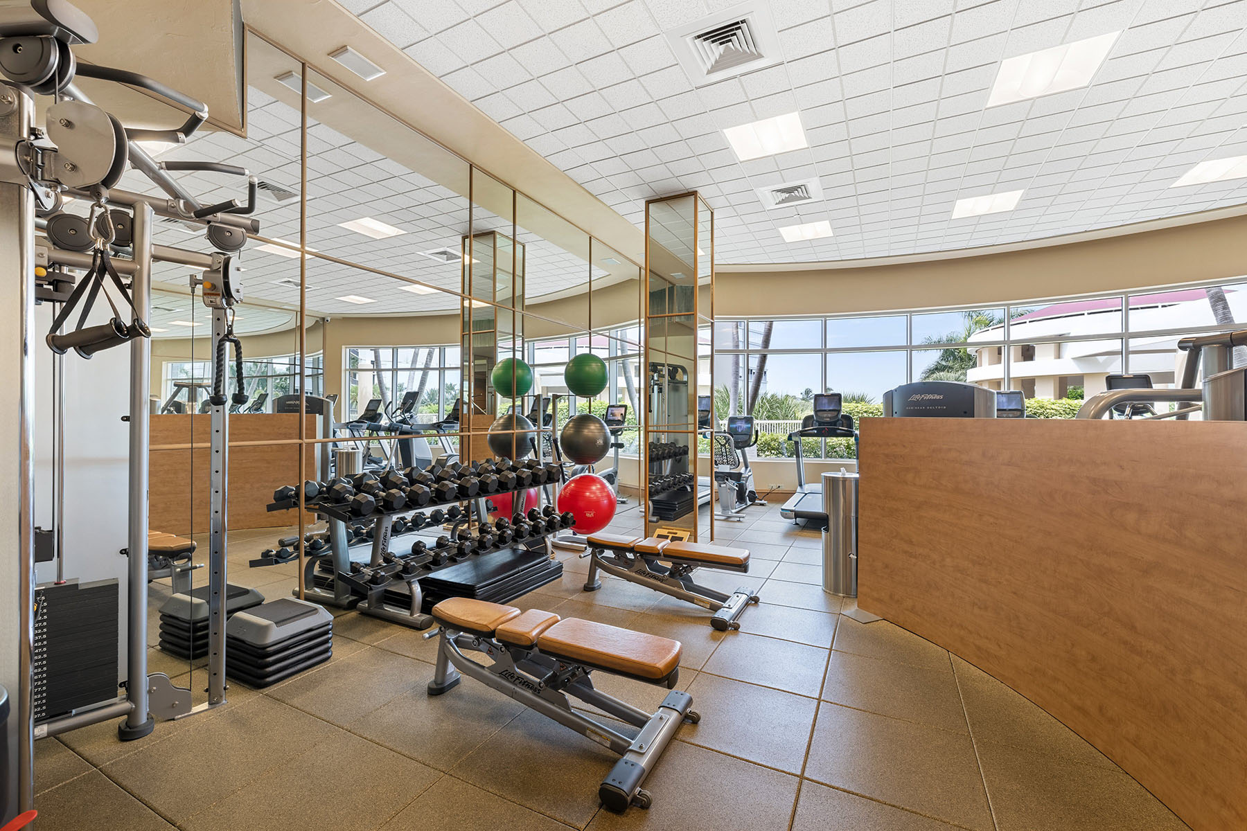 4501 Gulf Shore Boulevard N , 405