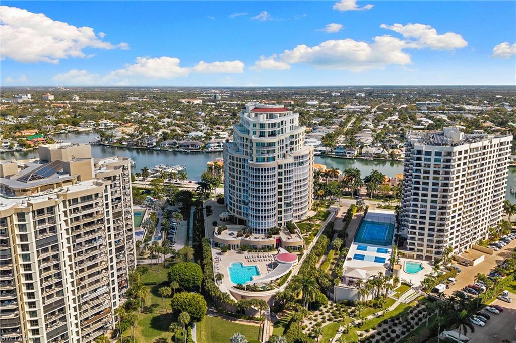 4501 Gulf Shore BLVD N # 405