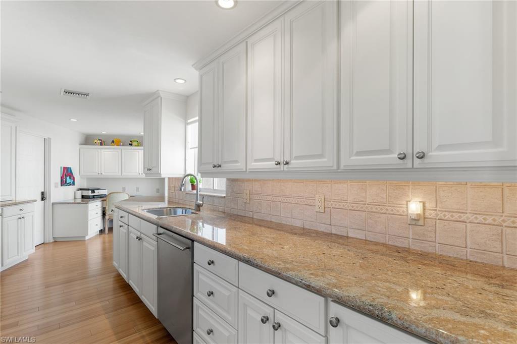 9051 Gulf Shore DR # 701