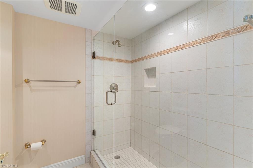 9051 Gulf Shore DR # 701