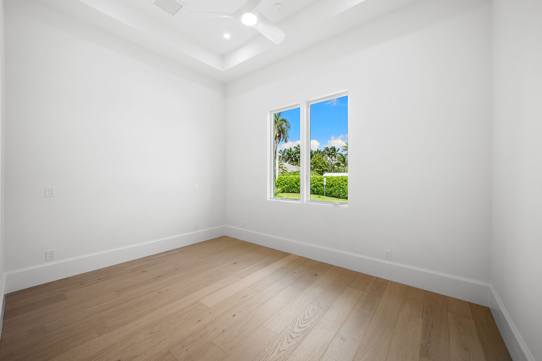 623 Park Shore Drive