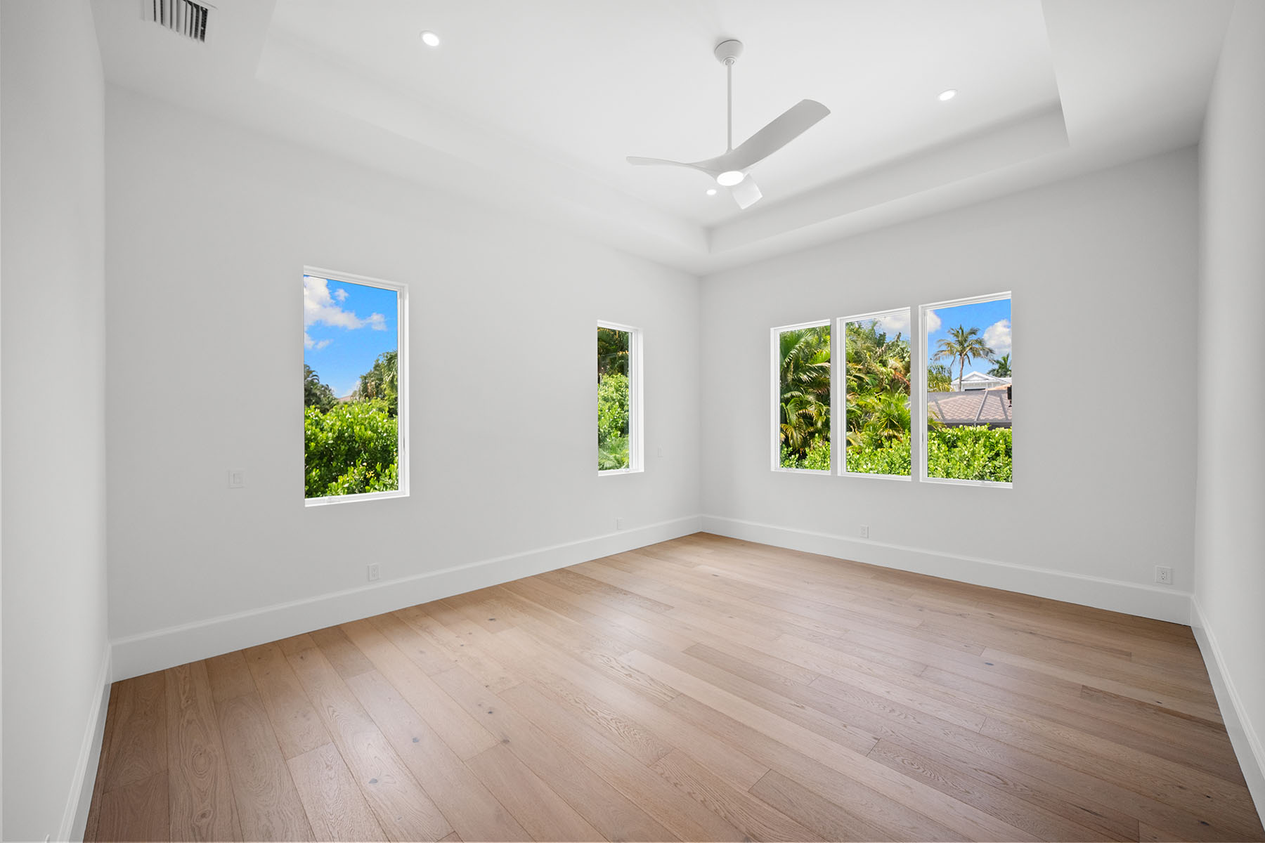 623 Park Shore Drive