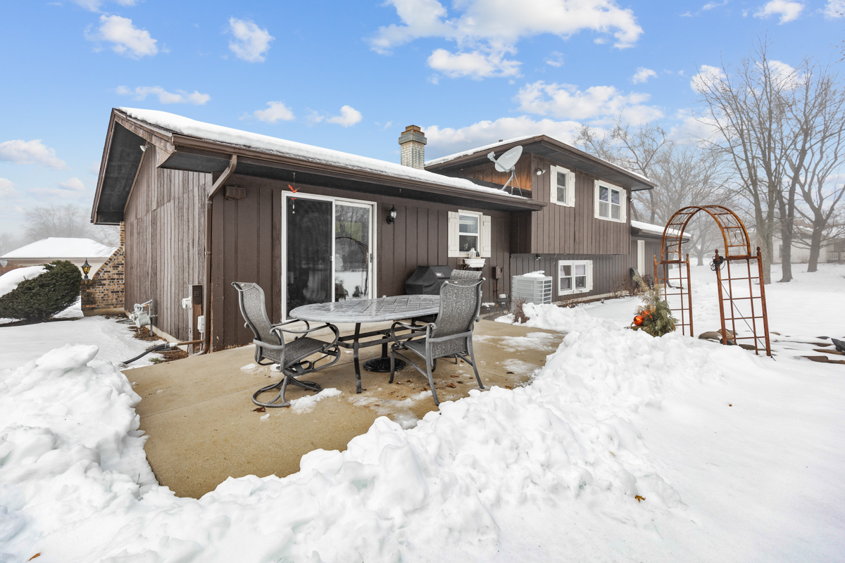 4N615 Faireno Drive
