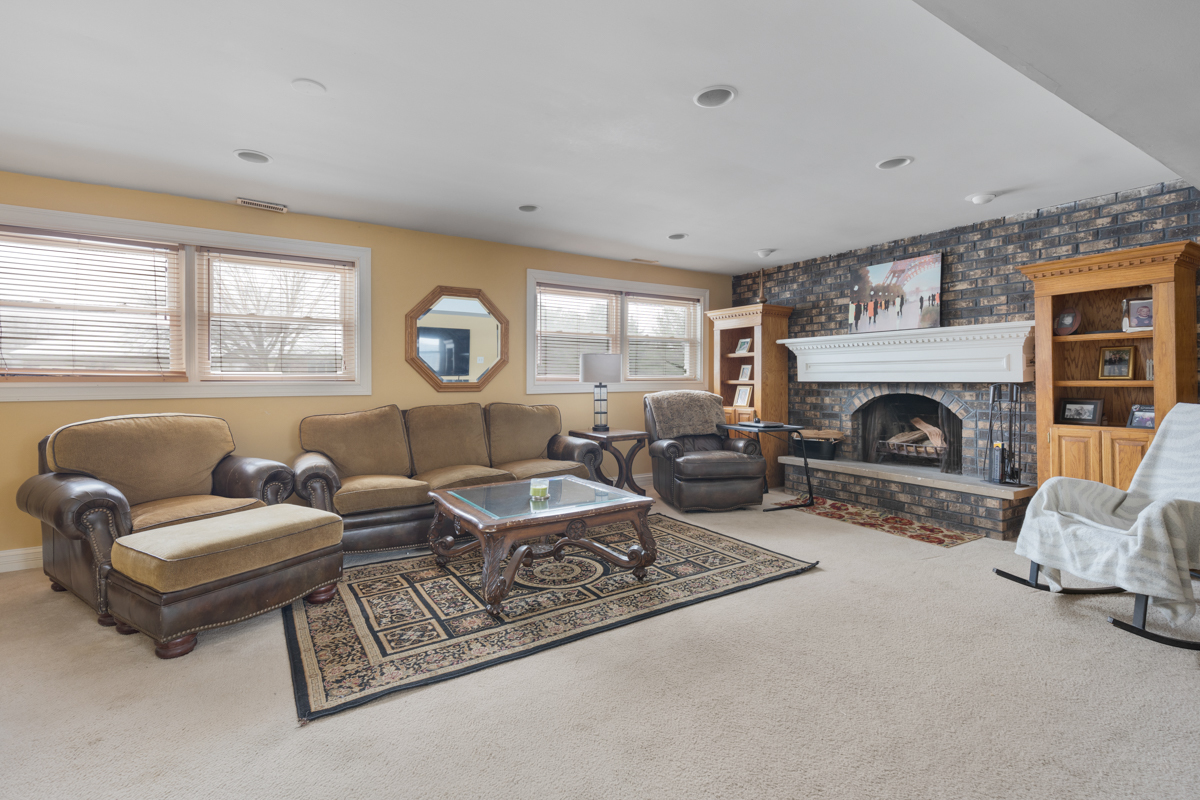 4N615 Faireno Drive