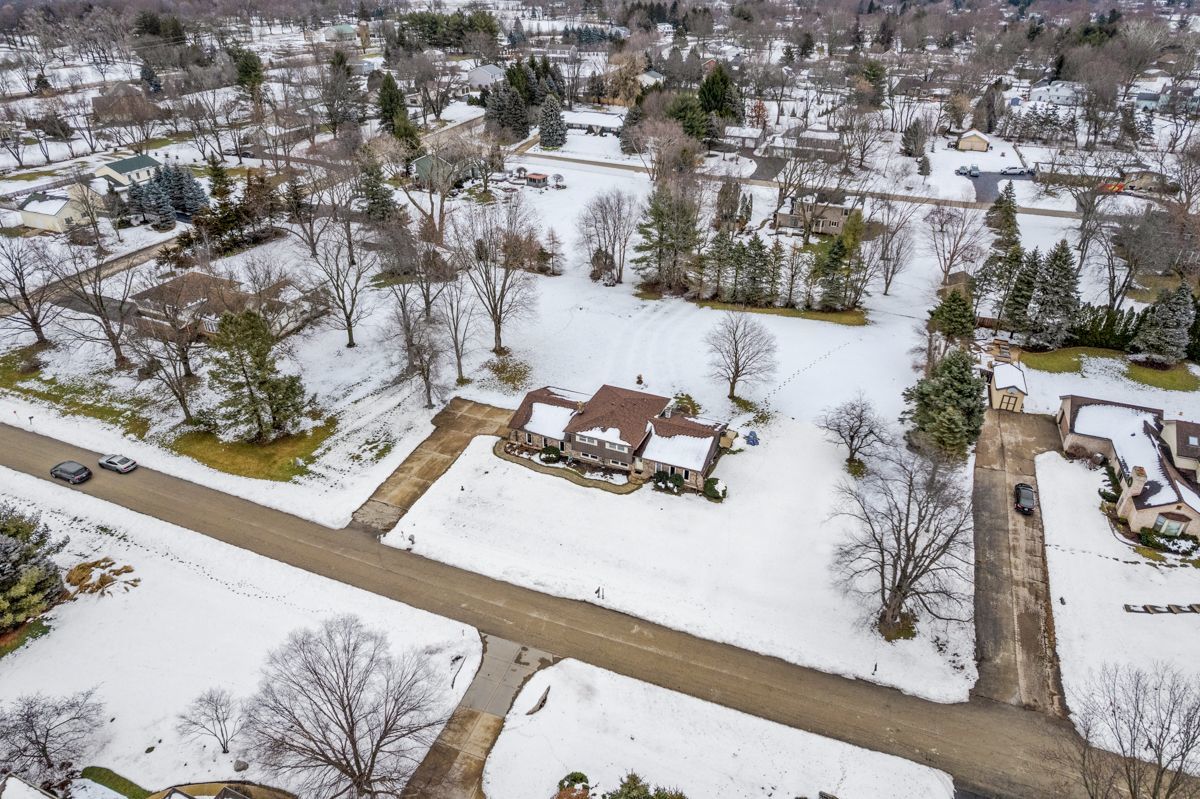 4N615 Faireno Drive
