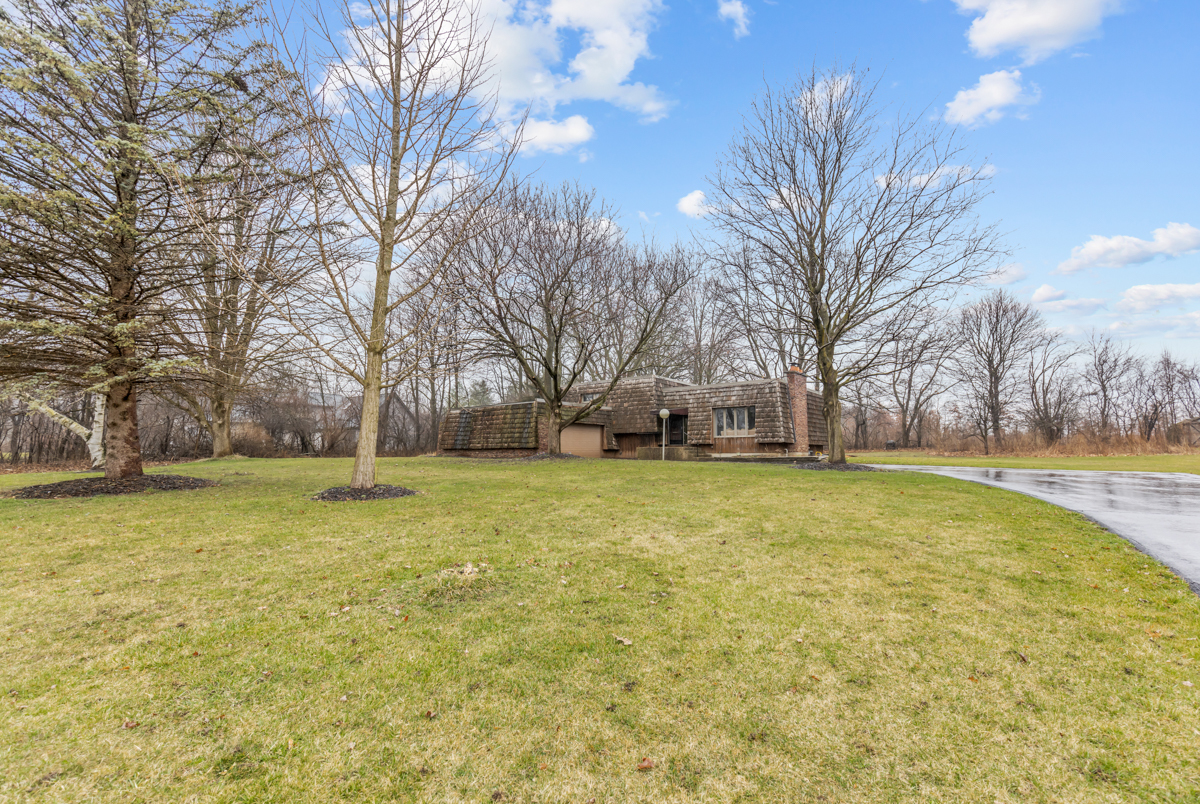 40W976 Bridle Creek Drive