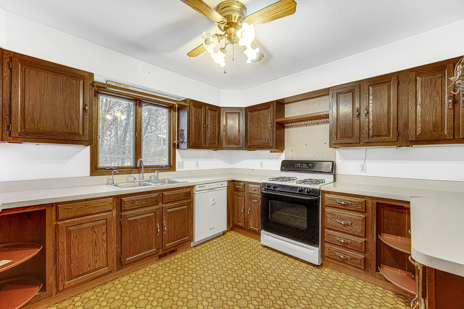38W728 Sunset Drive