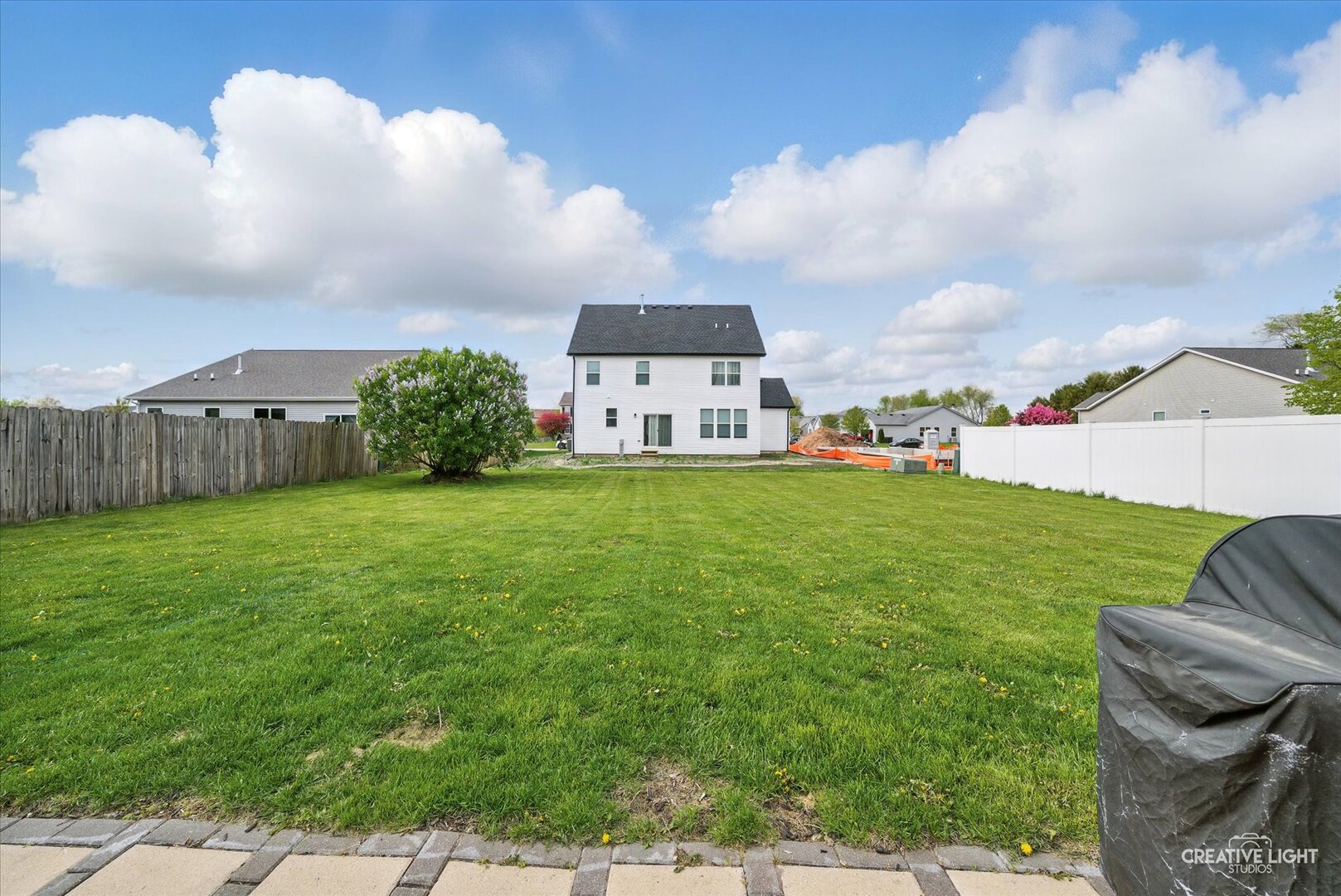 51 W Prairiefield Avenue