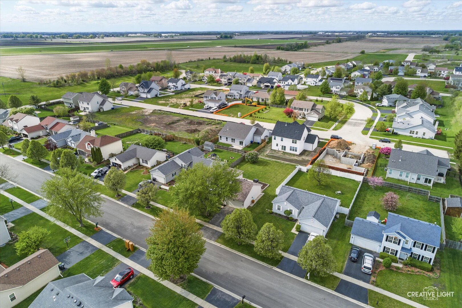 51 W Prairiefield Avenue