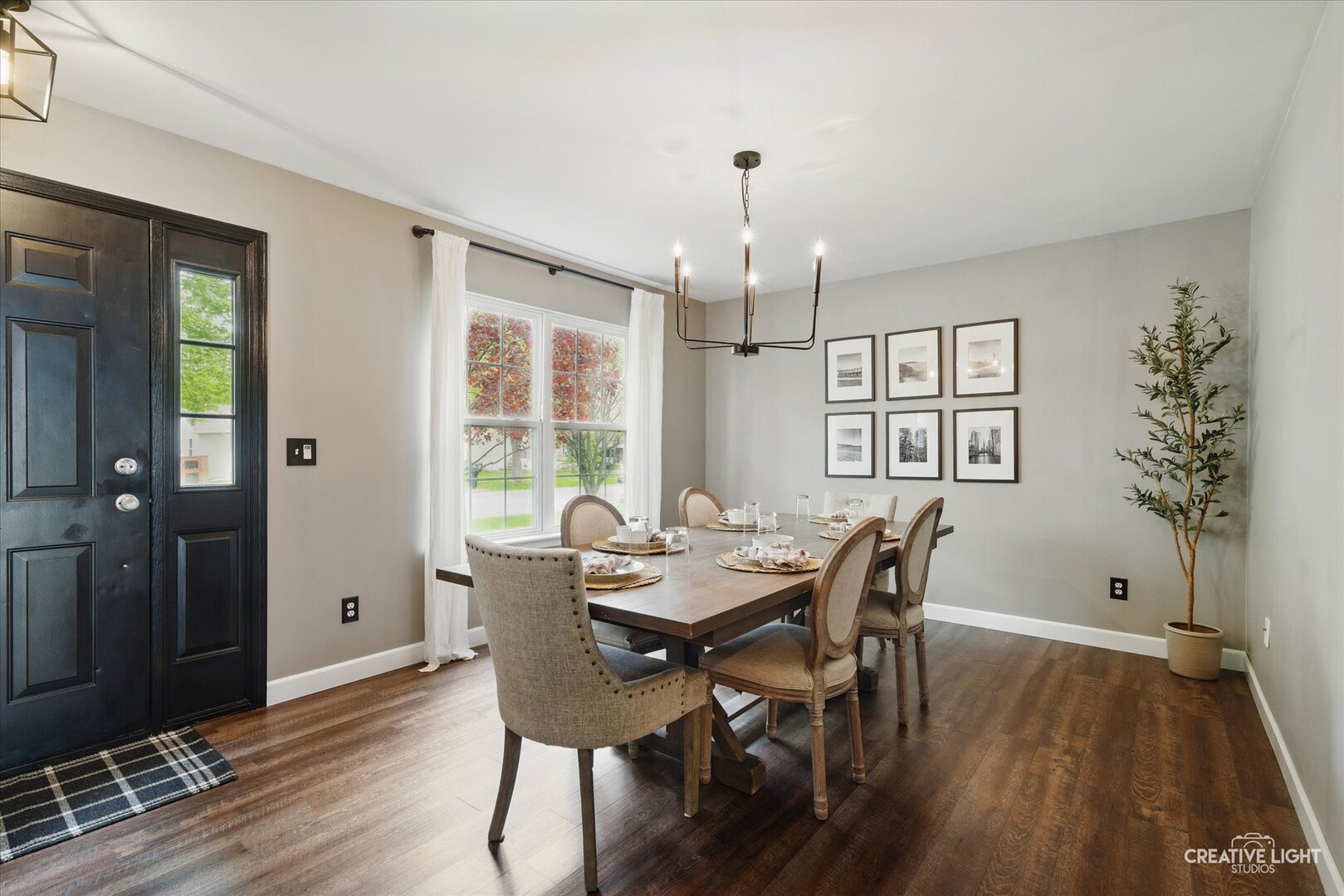 51 W Prairiefield Avenue