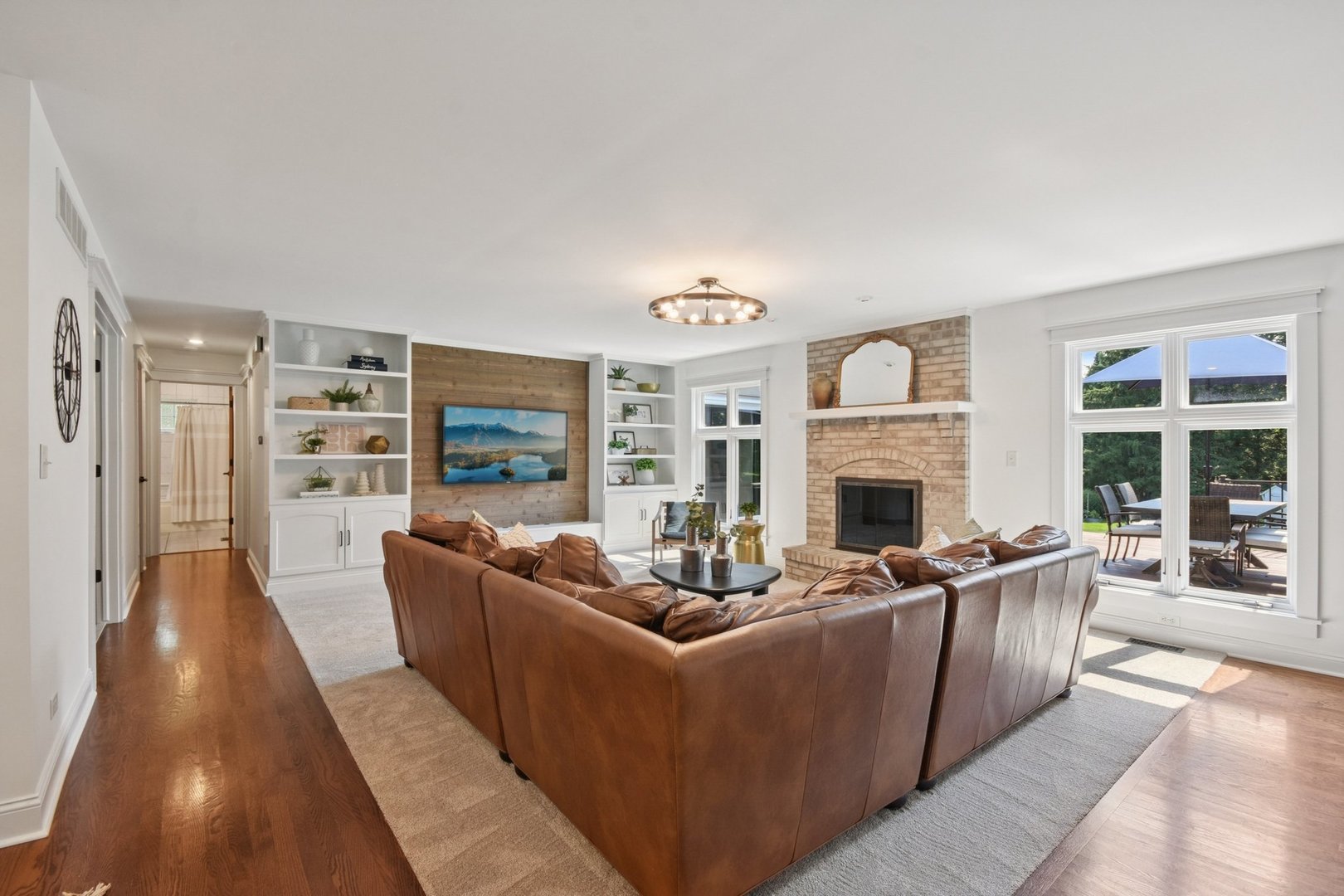 4N315 Whirlaway Drive