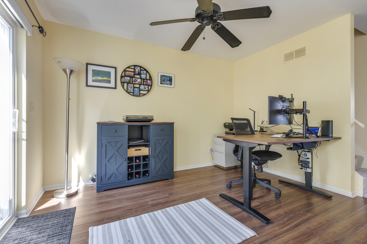 1352 Arlington Court