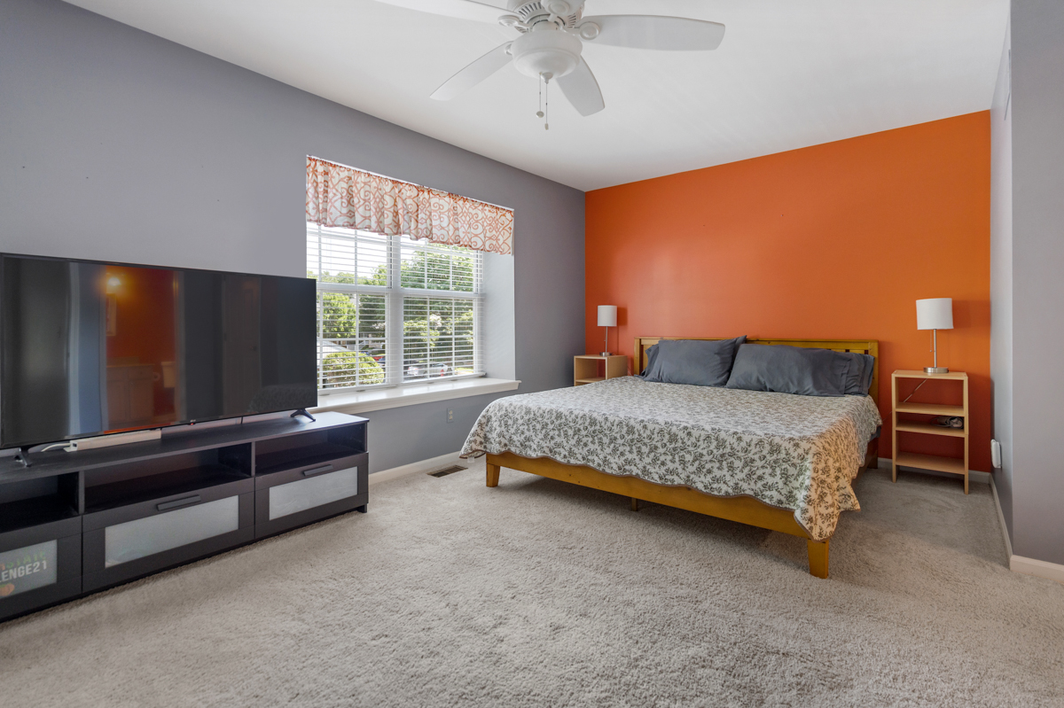 1352 Arlington Court