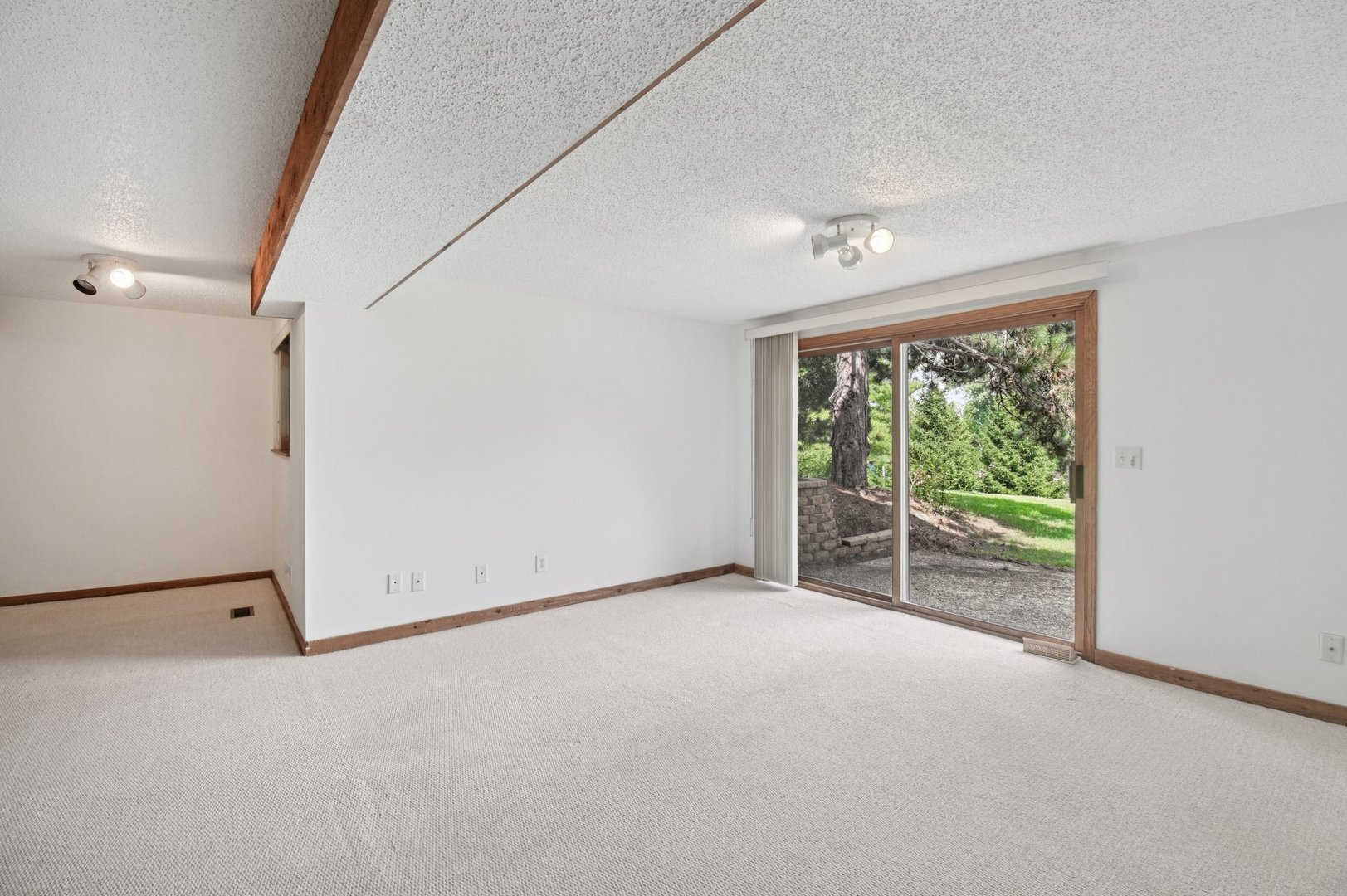 38W608 Sunvale Drive