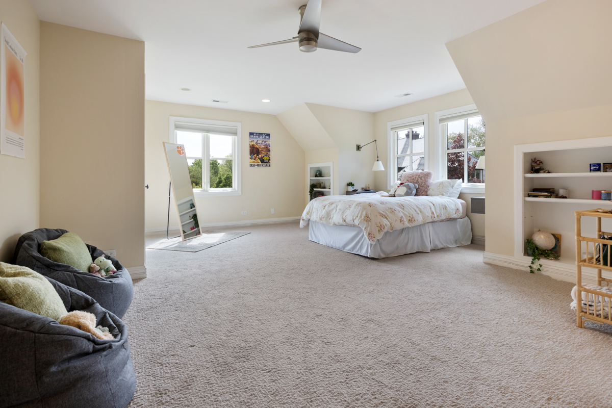 1010 Glenbriar Court