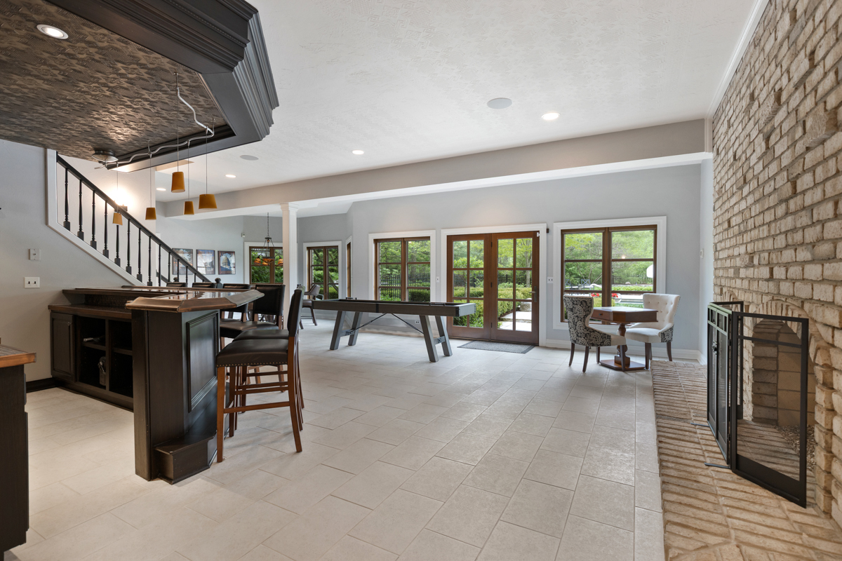 1010 Glenbriar Court