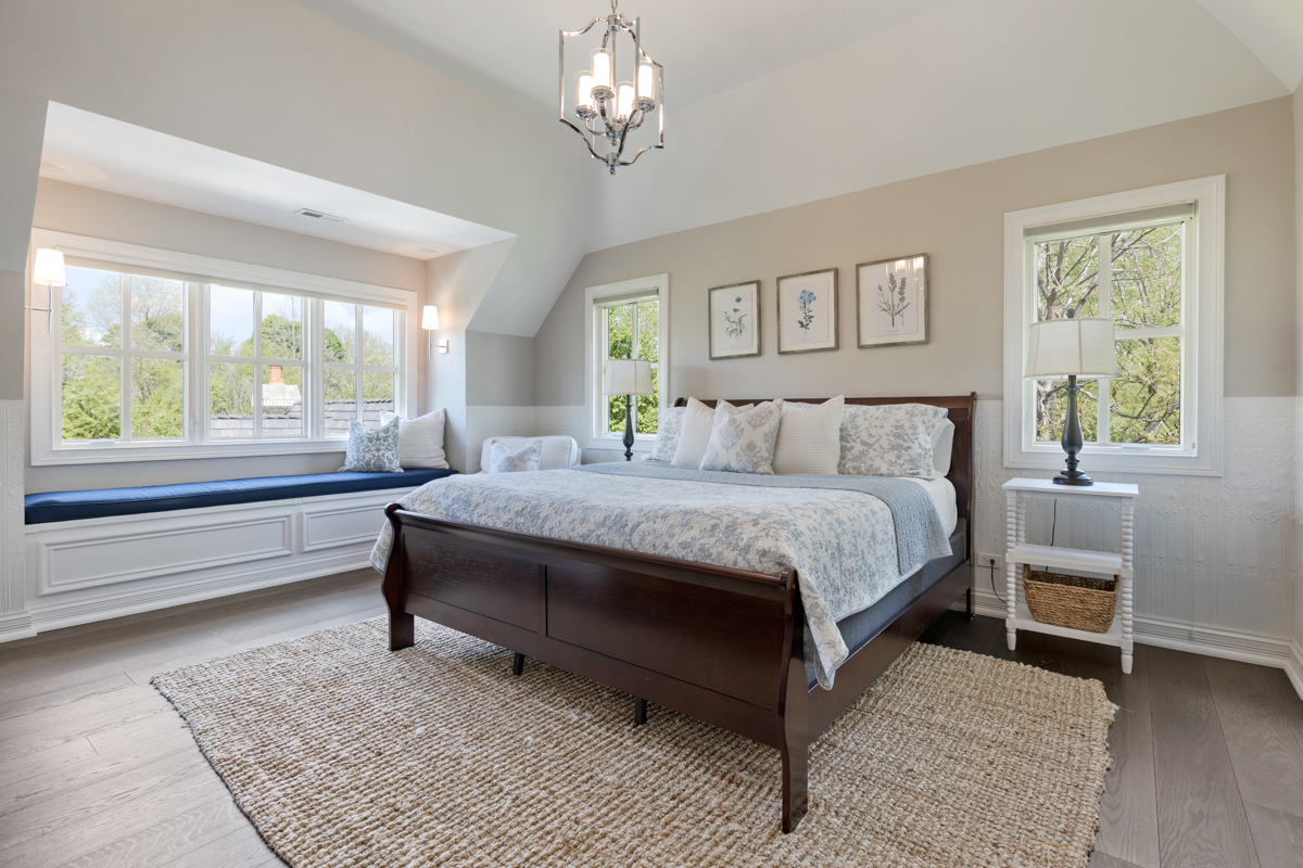 1010 Glenbriar Court