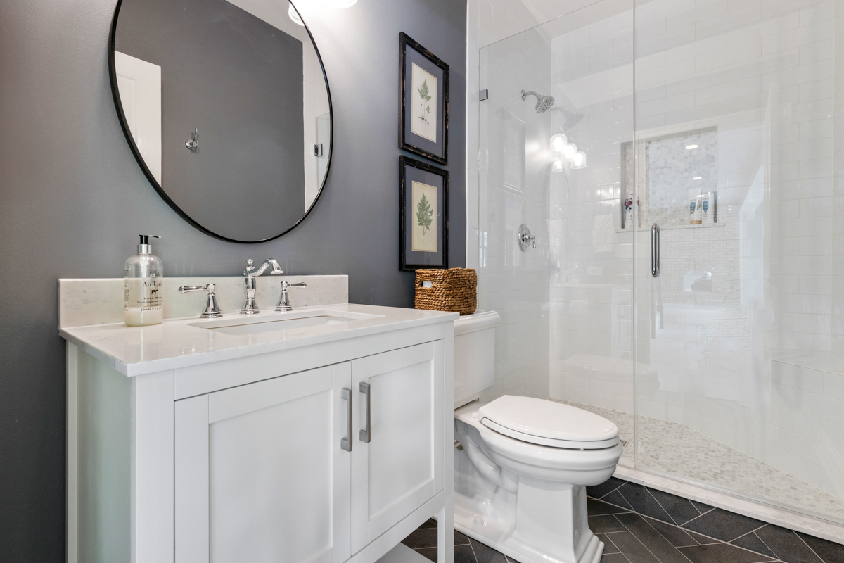 1010 Glenbriar Court