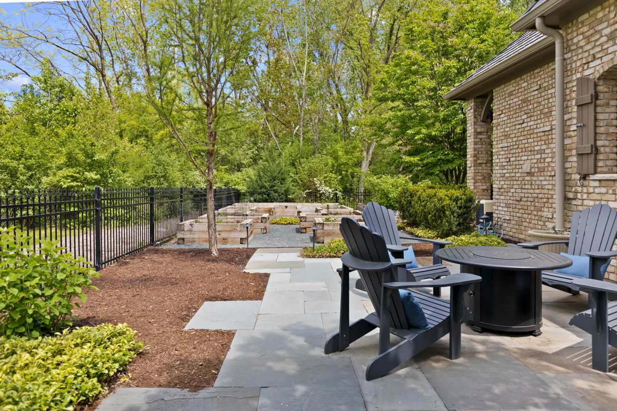 1010 Glenbriar Court