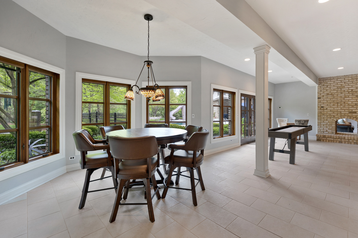 1010 Glenbriar Court