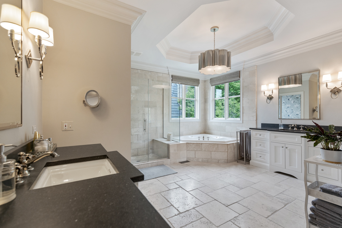 1010 Glenbriar Court