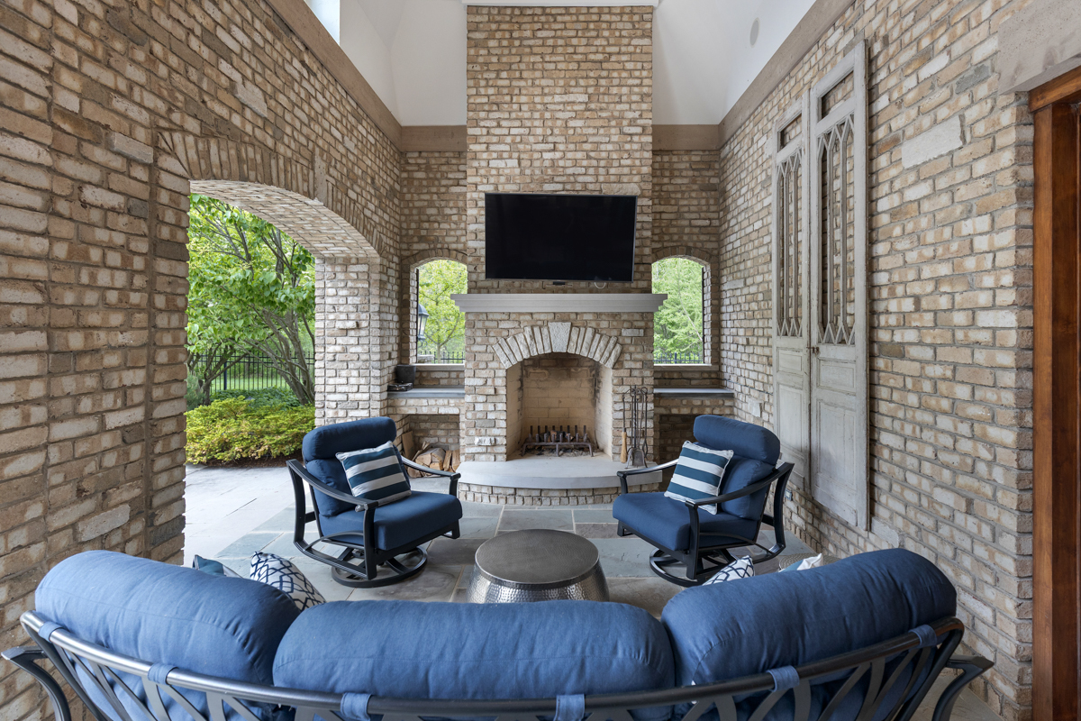 1010 Glenbriar Court