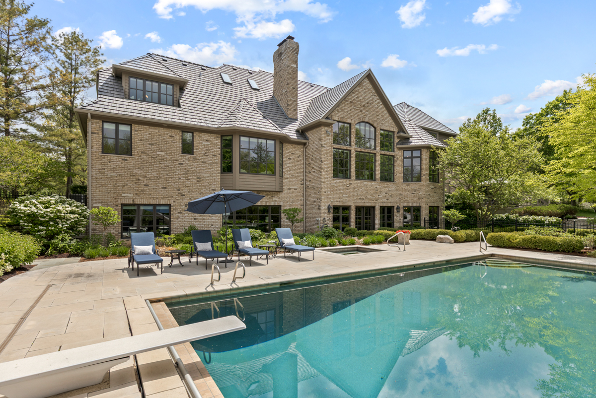 1010 Glenbriar Court