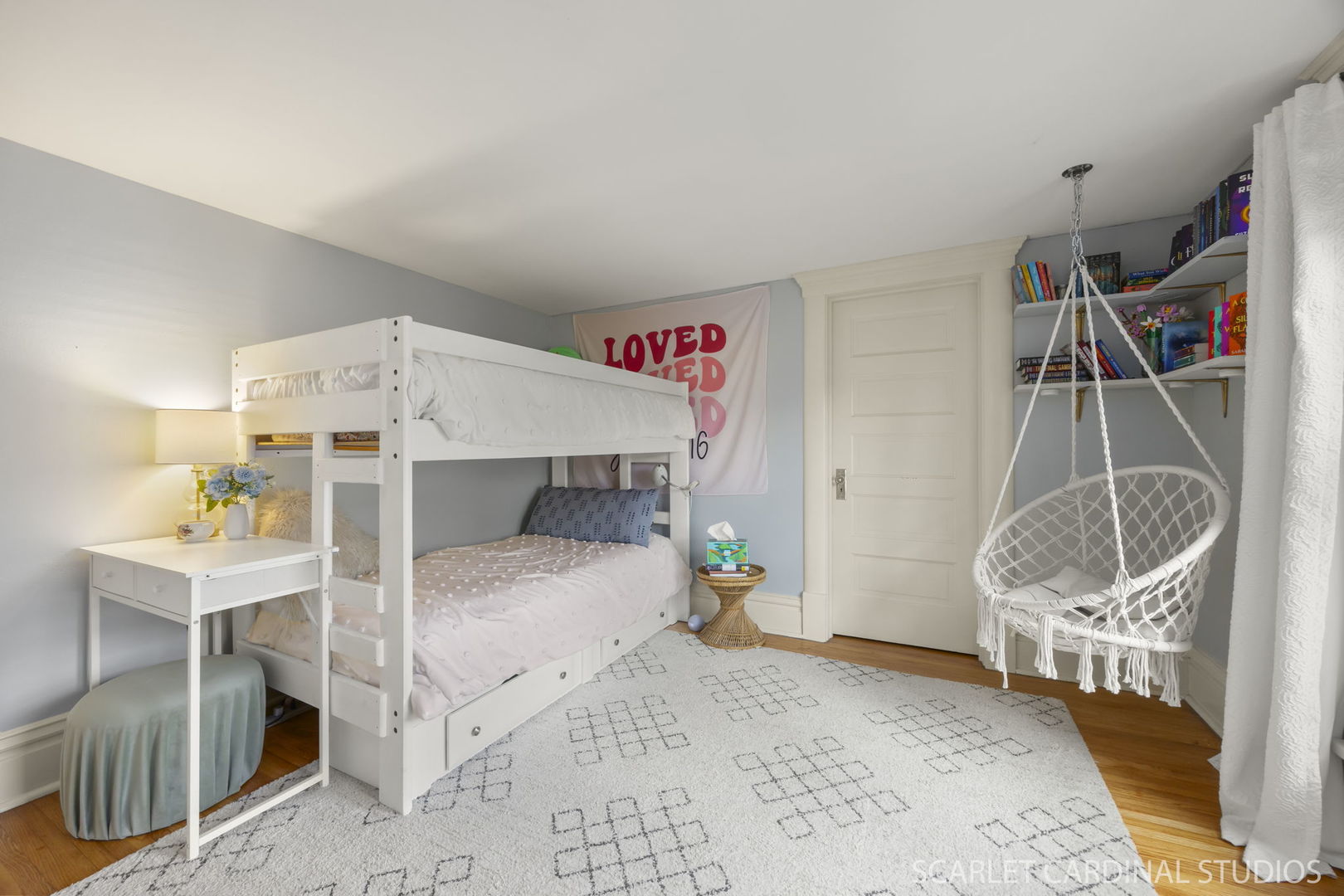 221 E Shannon Street E