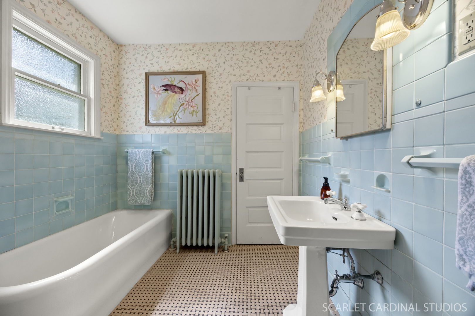 221 E Shannon Street E