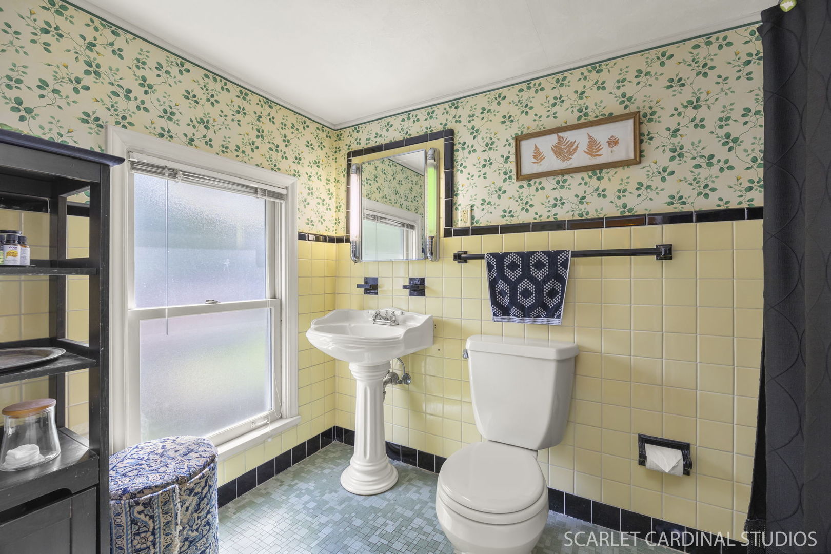 221 E Shannon Street E