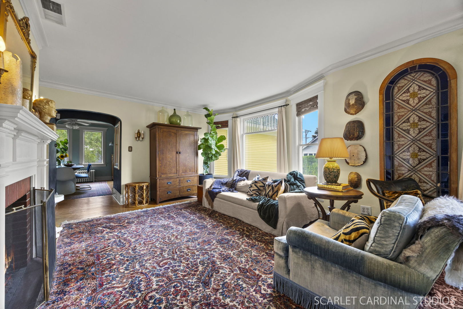 221 E Shannon Street E