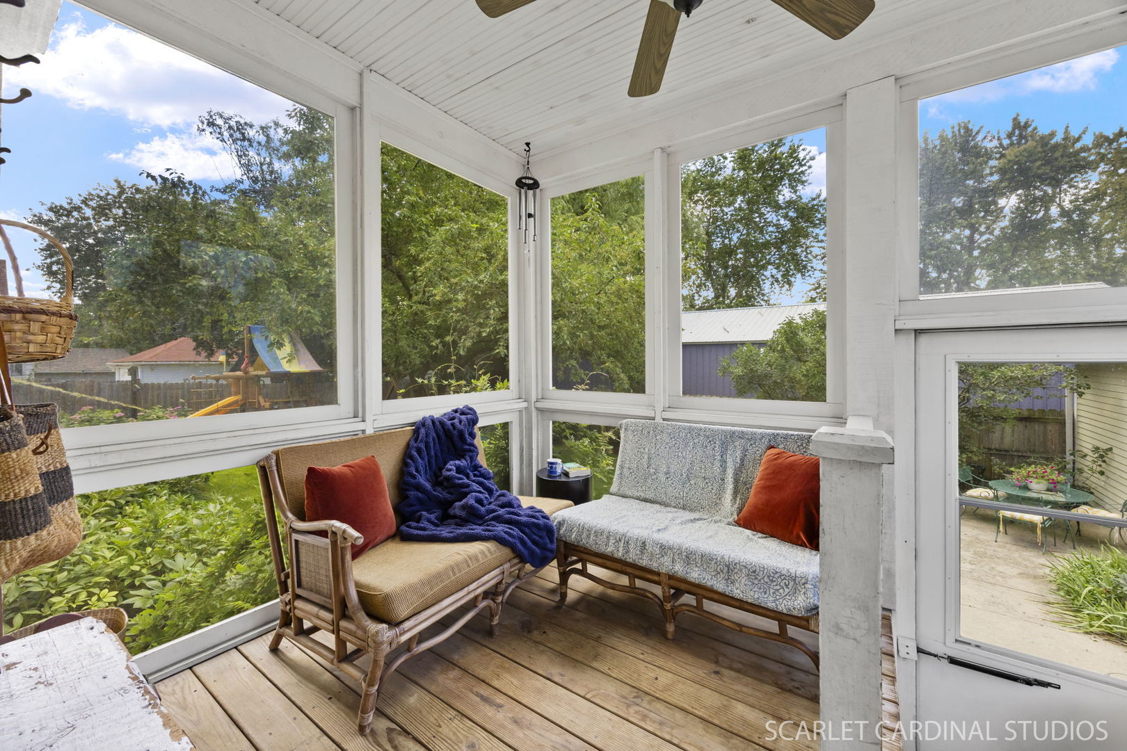 221 E Shannon Street E