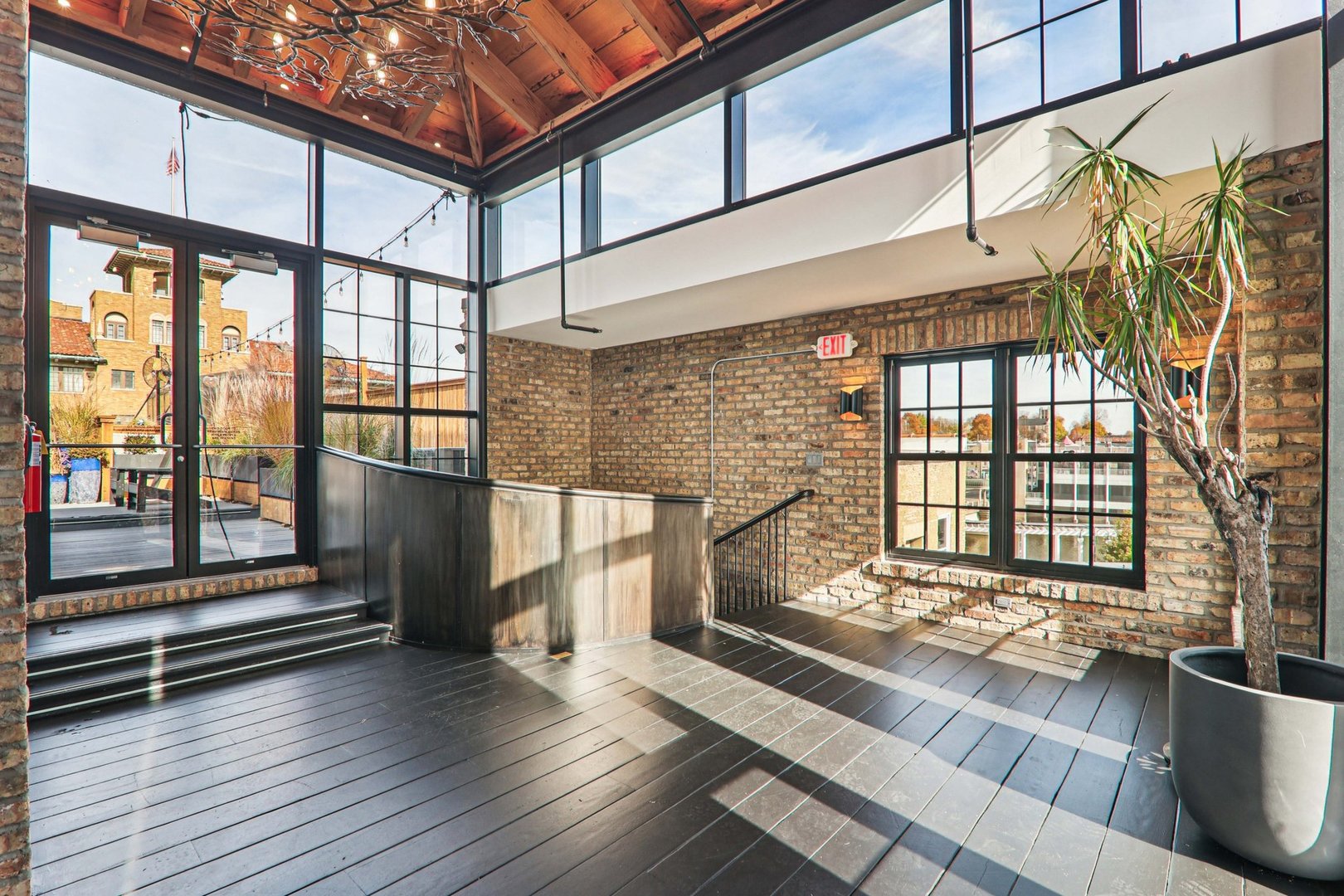 107 W Main Street Unit: 2