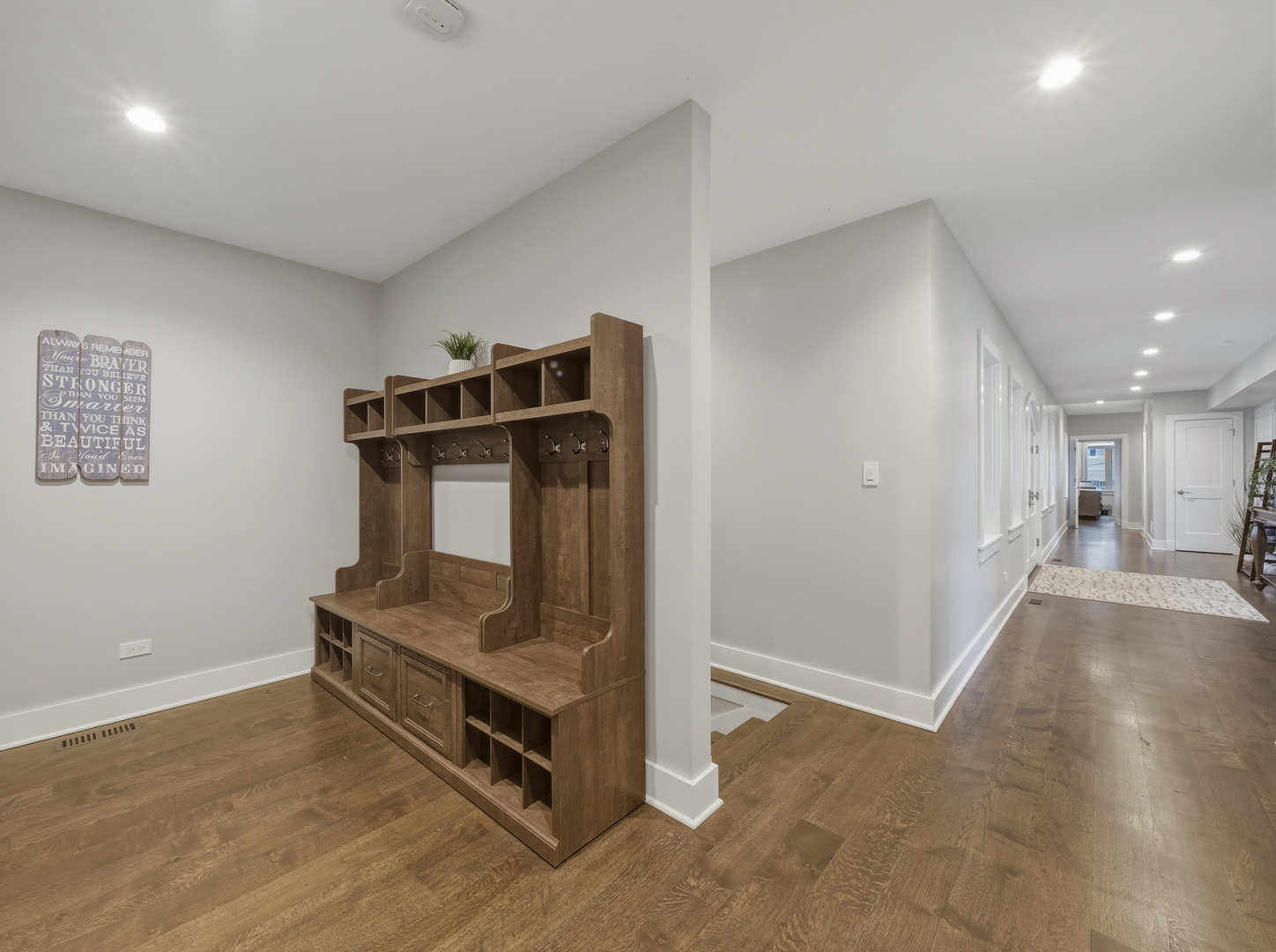 2323 W Fairview Avenue