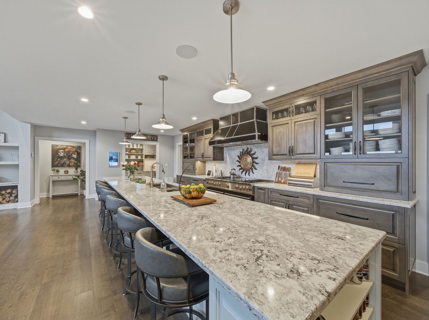2323 W Fairview Avenue