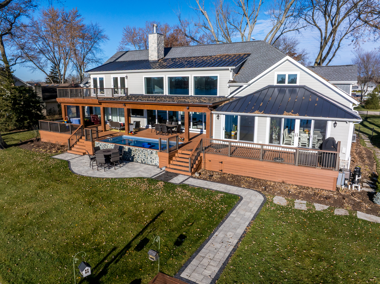 2323 W Fairview Avenue