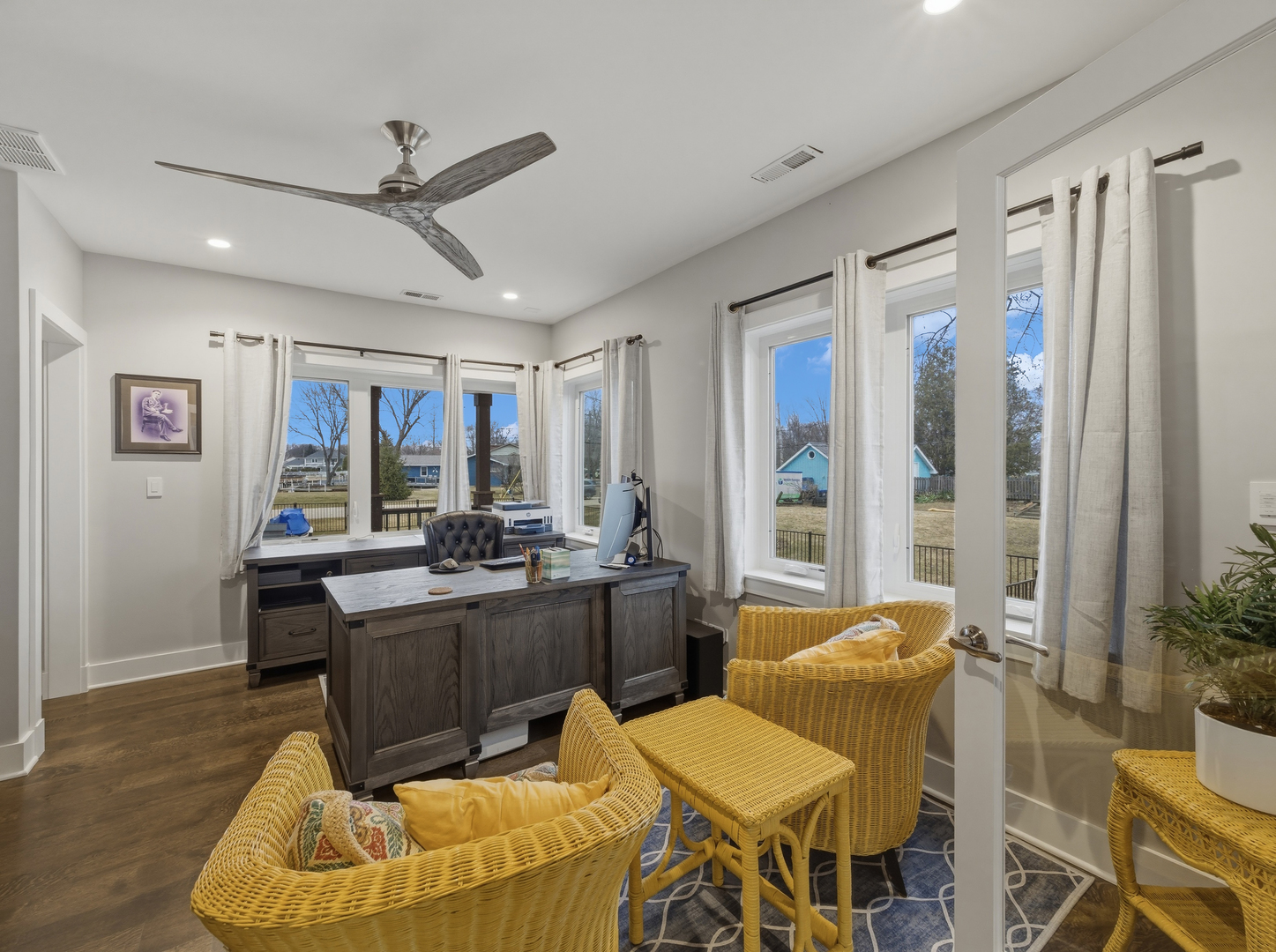 2323 W Fairview Avenue