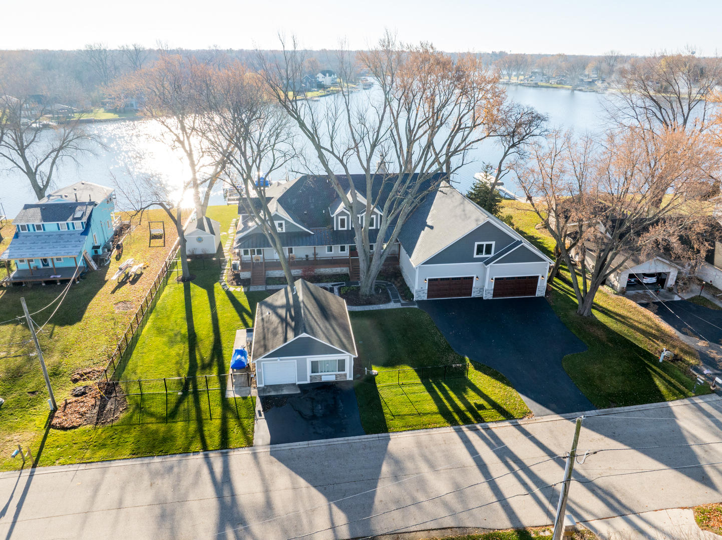 2323 W Fairview Avenue