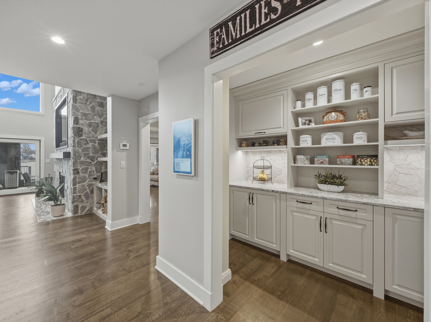 2323 W Fairview Avenue