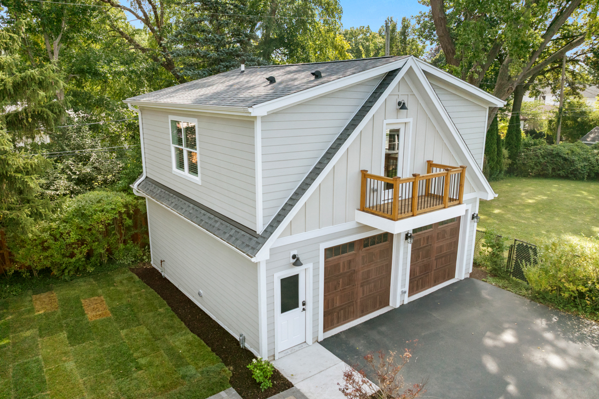 629 N Lincoln Avenue