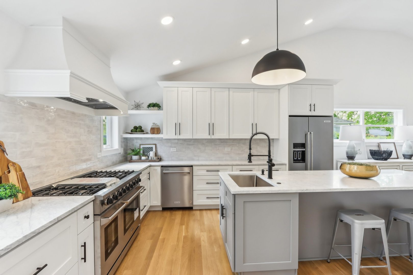 629 N Lincoln Avenue