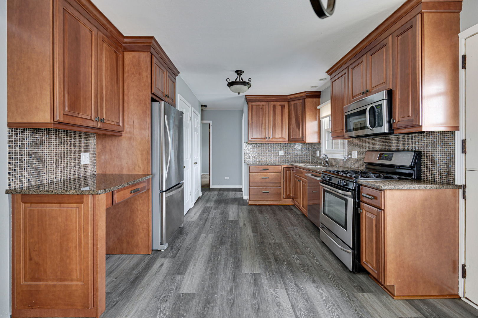 381 S Berkley Avenue