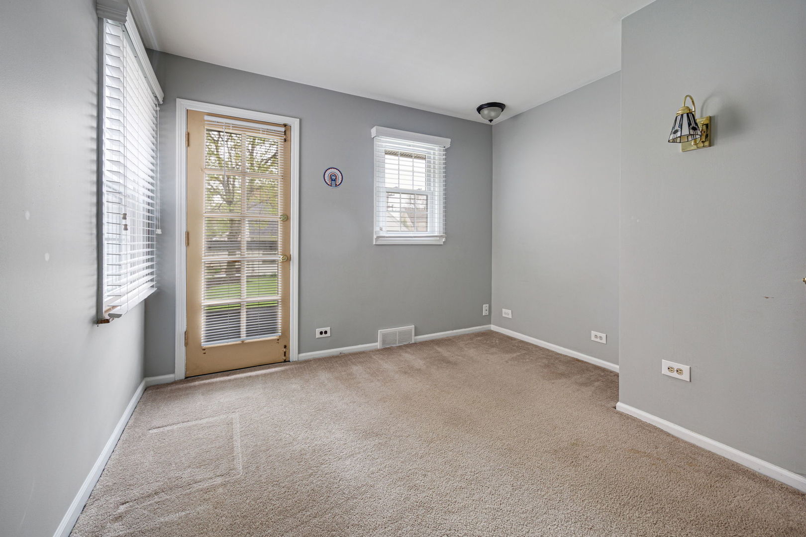 381 S Berkley Avenue