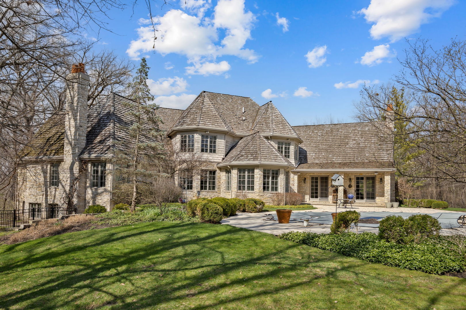 33W551 Hub Road
