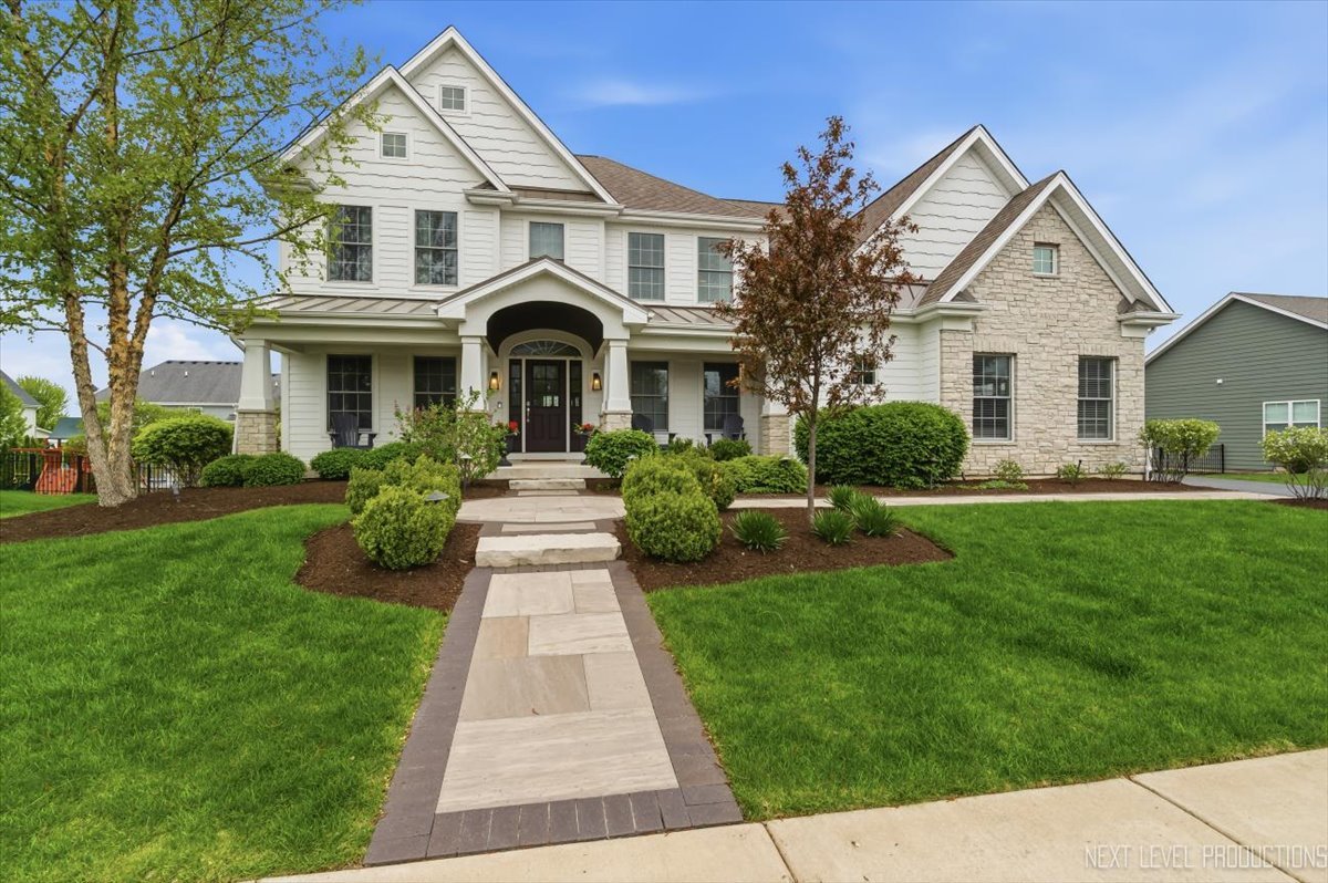 39W829 KELLAR Square