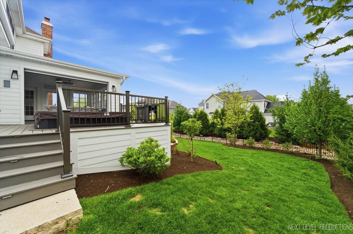 39W829 KELLAR Square