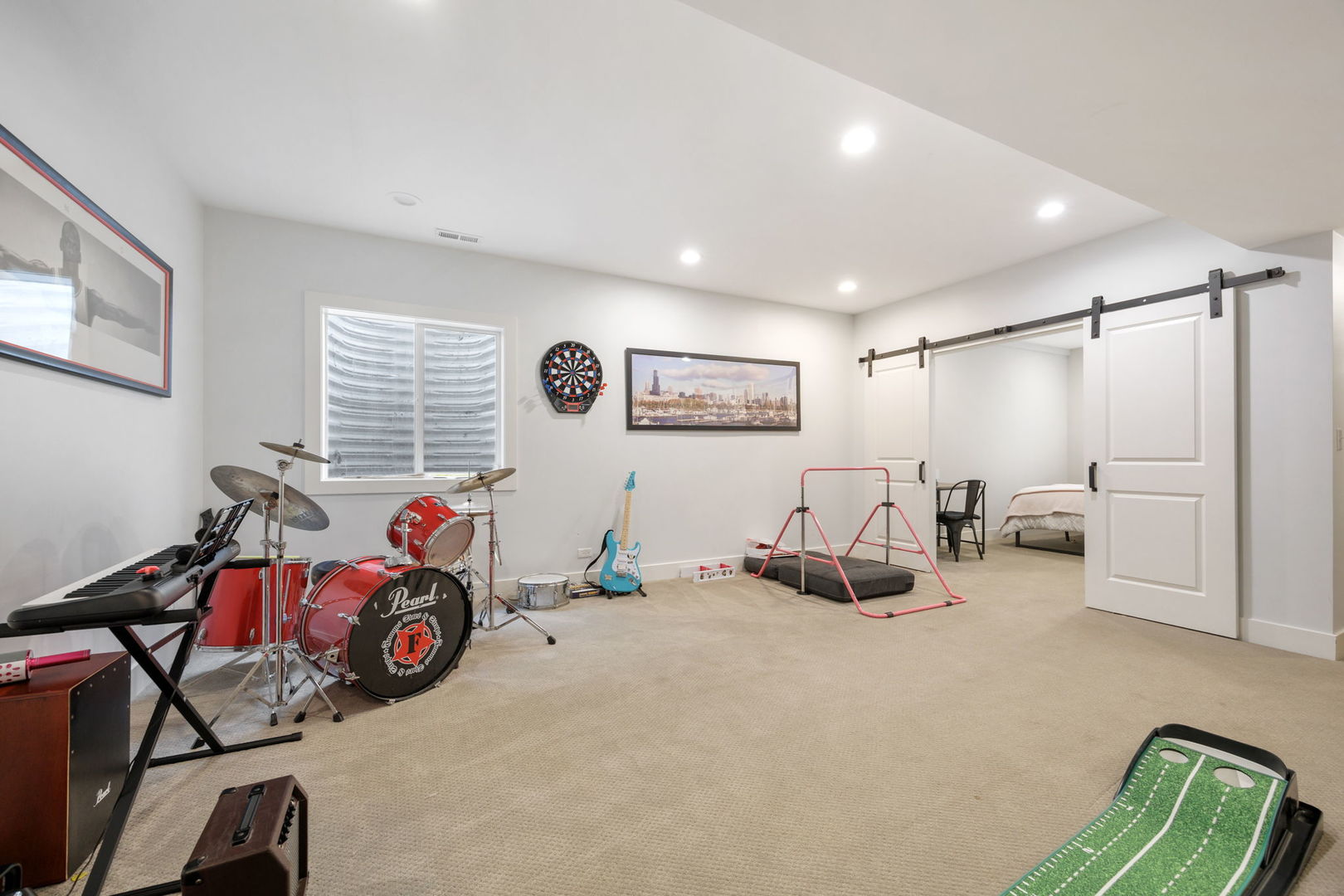 715 Oakwood Drive