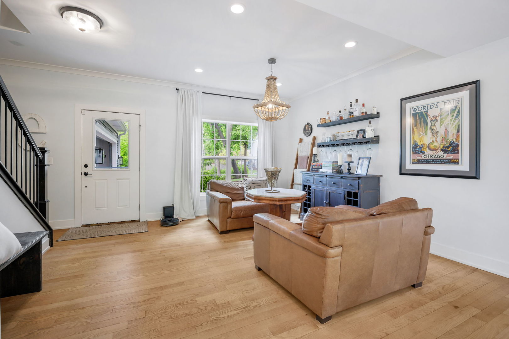 715 Oakwood Drive