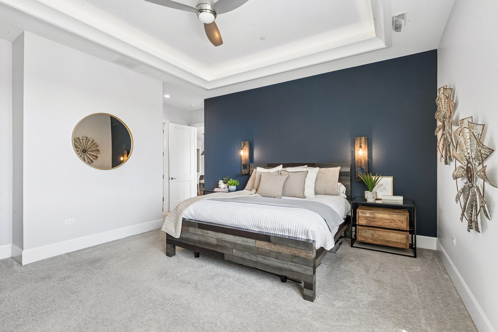 10 W Illinois Street Unit: 4B