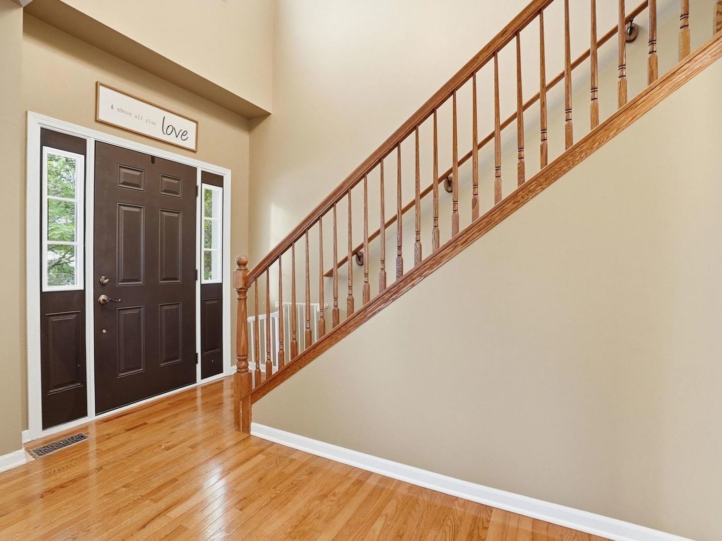 0N422 TAYLOR Drive